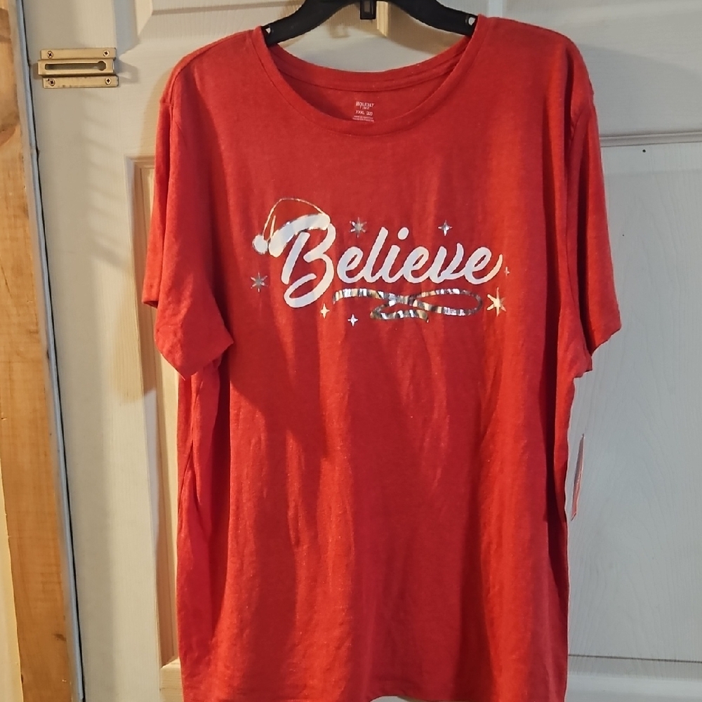 HOLIDAY TIME PLUS SIZE BELIEVE TEE: RED: NEW WITH TAGS: SIZE XXXL (22)